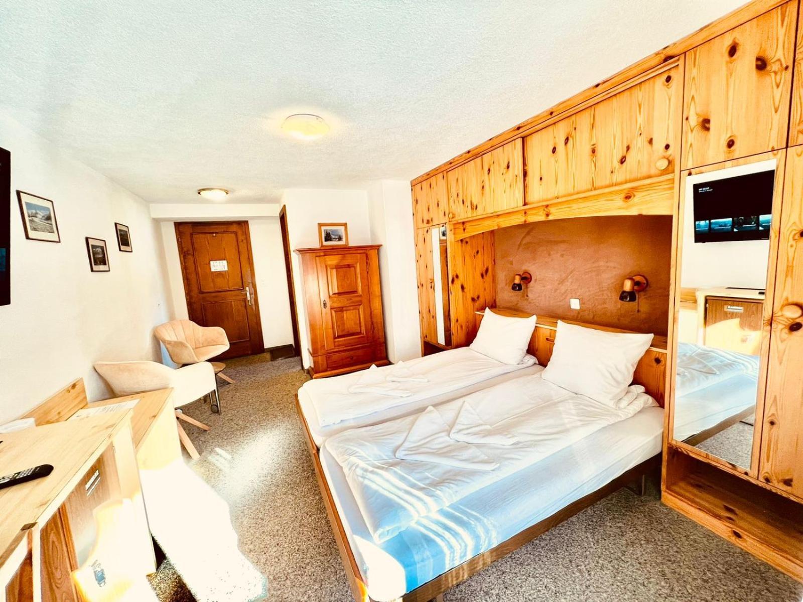 Hotel Old Jnn Klosters Εξωτερικό φωτογραφία